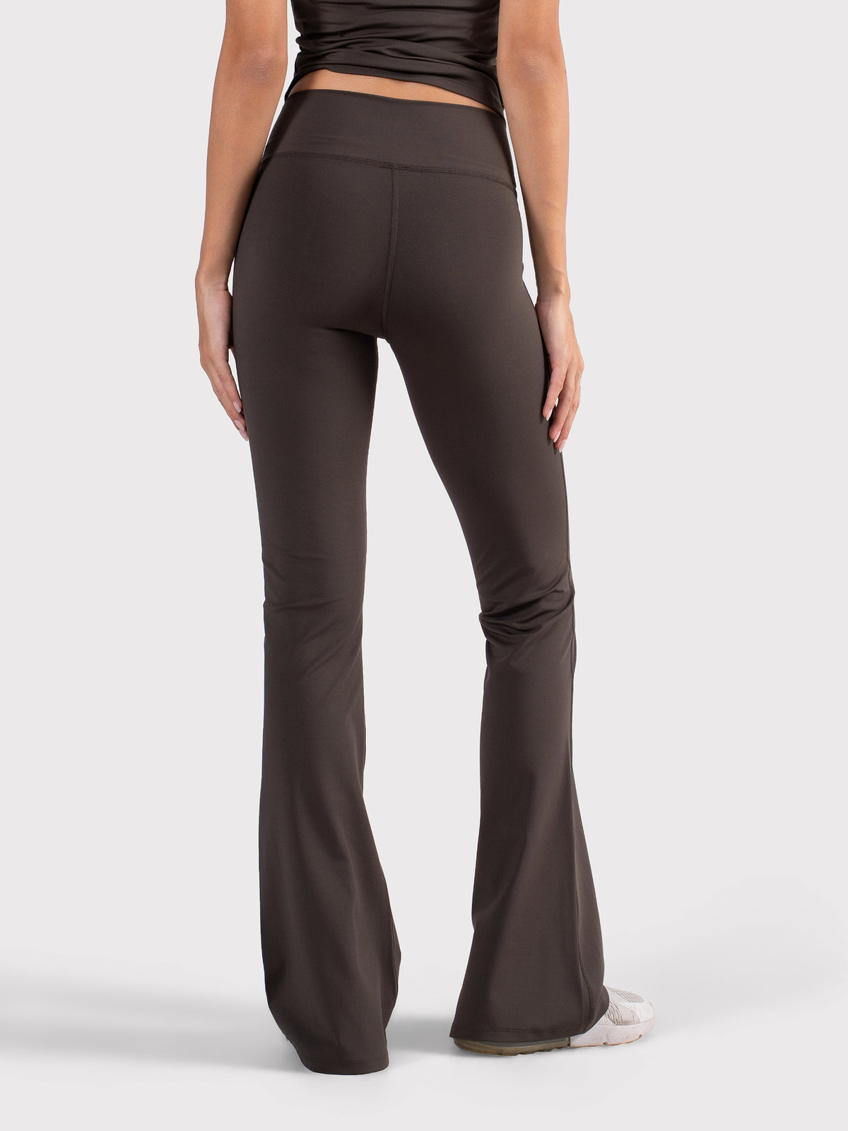 MOVE CROSSOVER YOGA PANTS BROWN