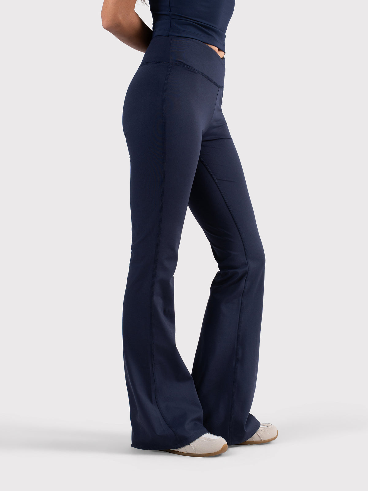 NAVY 4