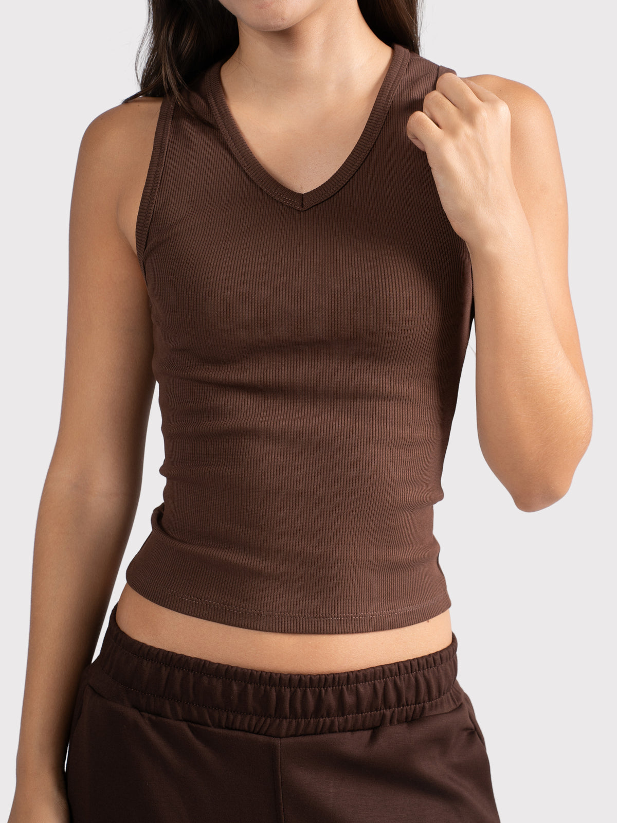V-NECK TANK TOP BROWN