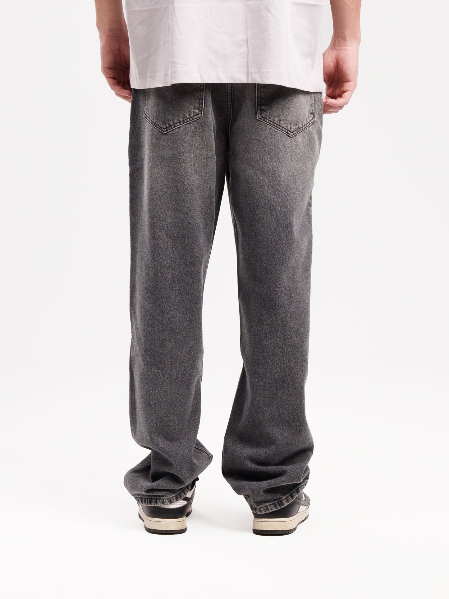 LIGHT GREY BAGGY MEN'S JEANS