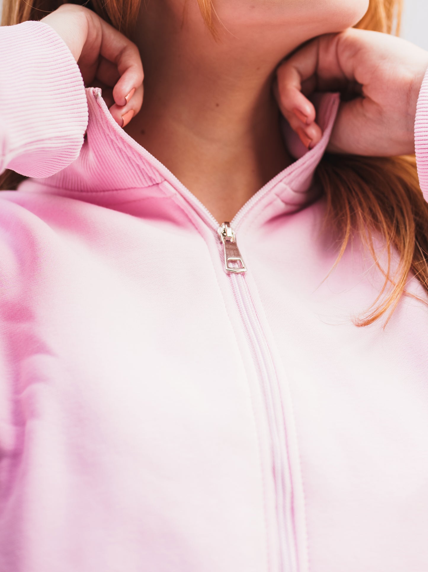 BABY PINK CROPPED ZIP UP