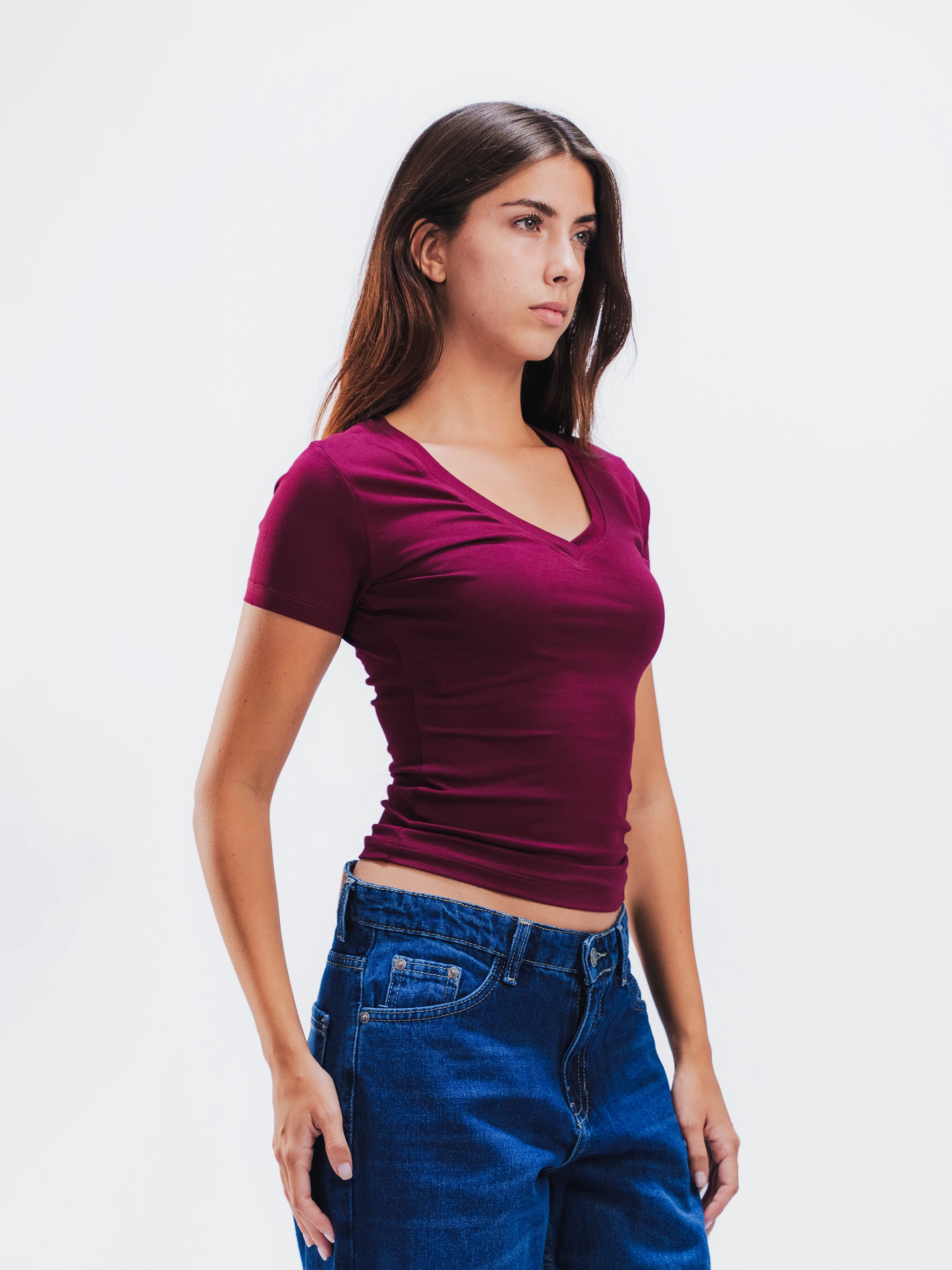 BURGUNDY V-NECK SHORT SLEEVE TOP
