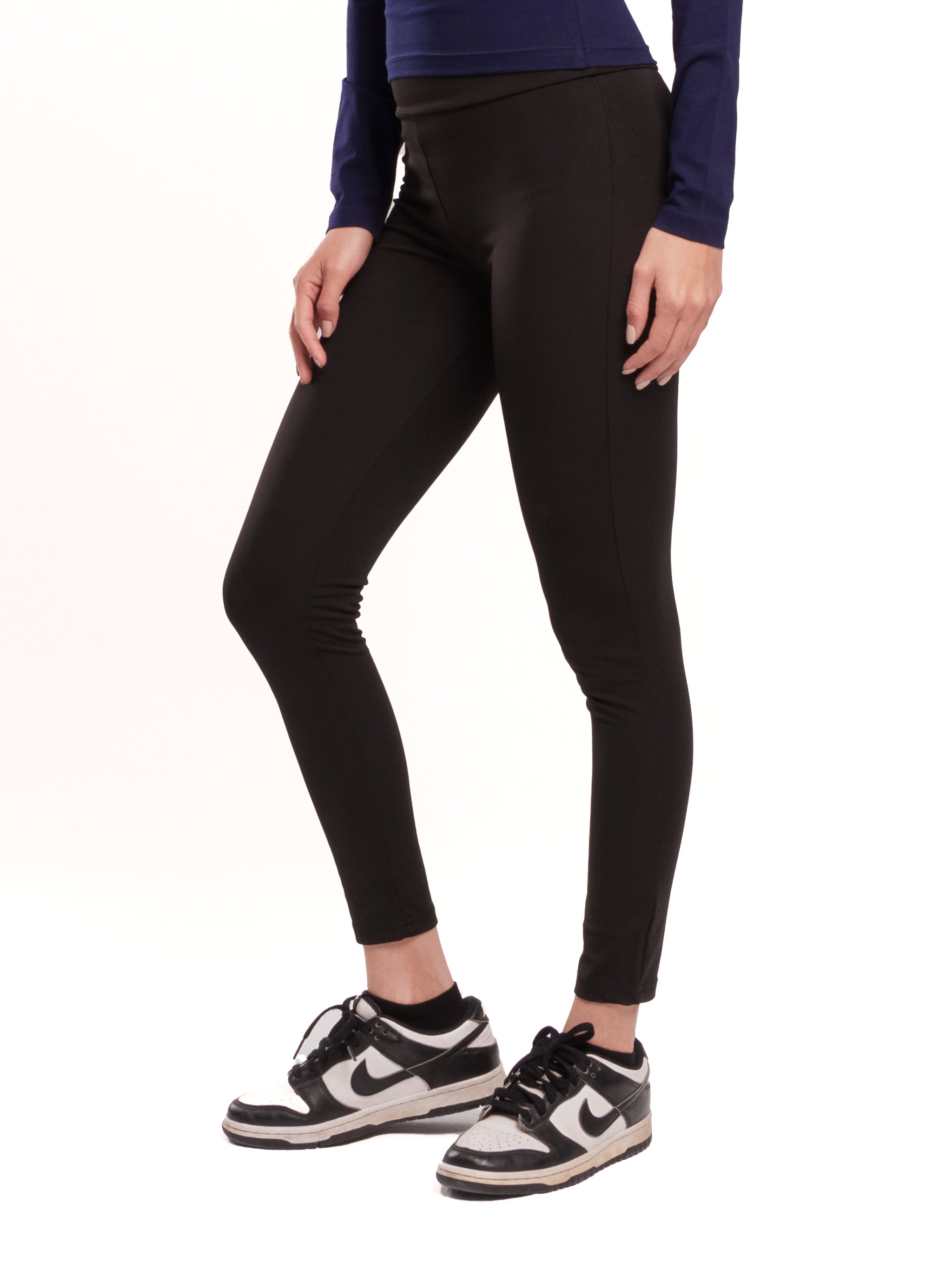 BLACK LEGGINGS